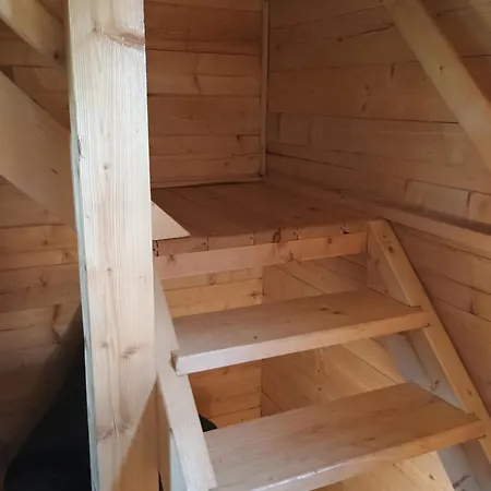 Villa Vikendica Sa Bazenom Carolija