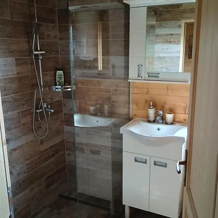 Vikendica Sa Bazenom Carolija *