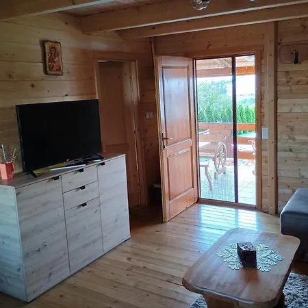 Vikendica Sa Bazenom Carolija *