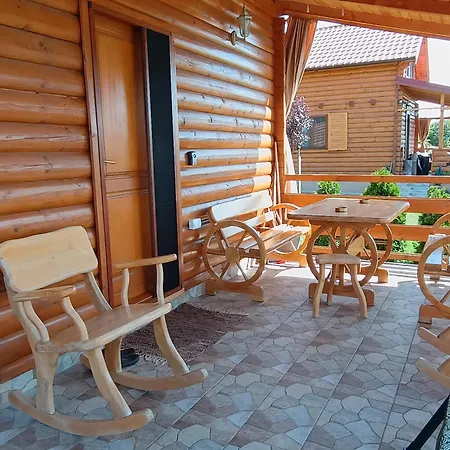 Villa Vikendica Sa Bazenom Carolija