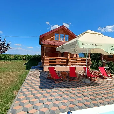 Vikendica Sa Bazenom Carolija Villa *