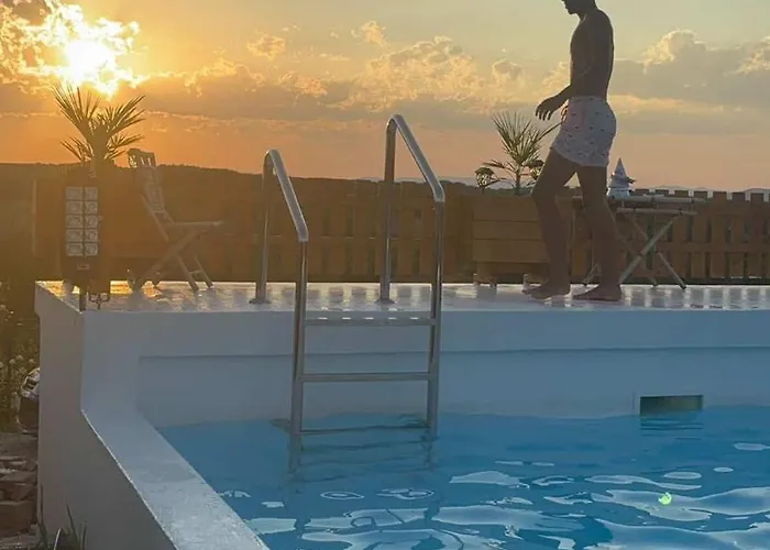 فيلة Vikendica Sa Bazenom Carolija Kruševac