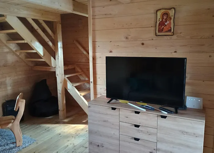 Vikendica Sa Bazenom Carolija