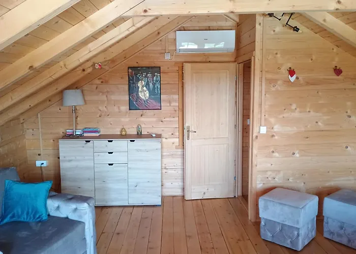 Vikendica Sa Bazenom Carolija Kruševac